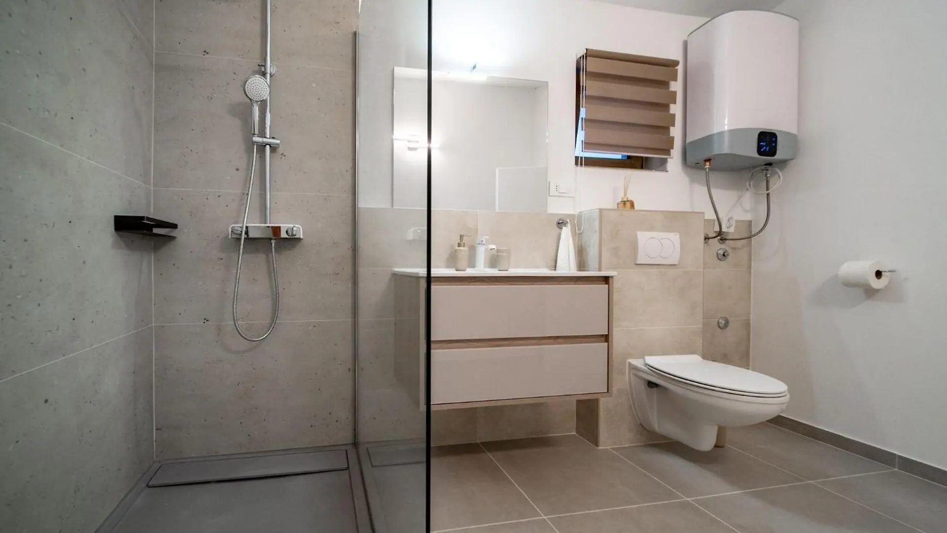 Apartment Christian Palit Croatia