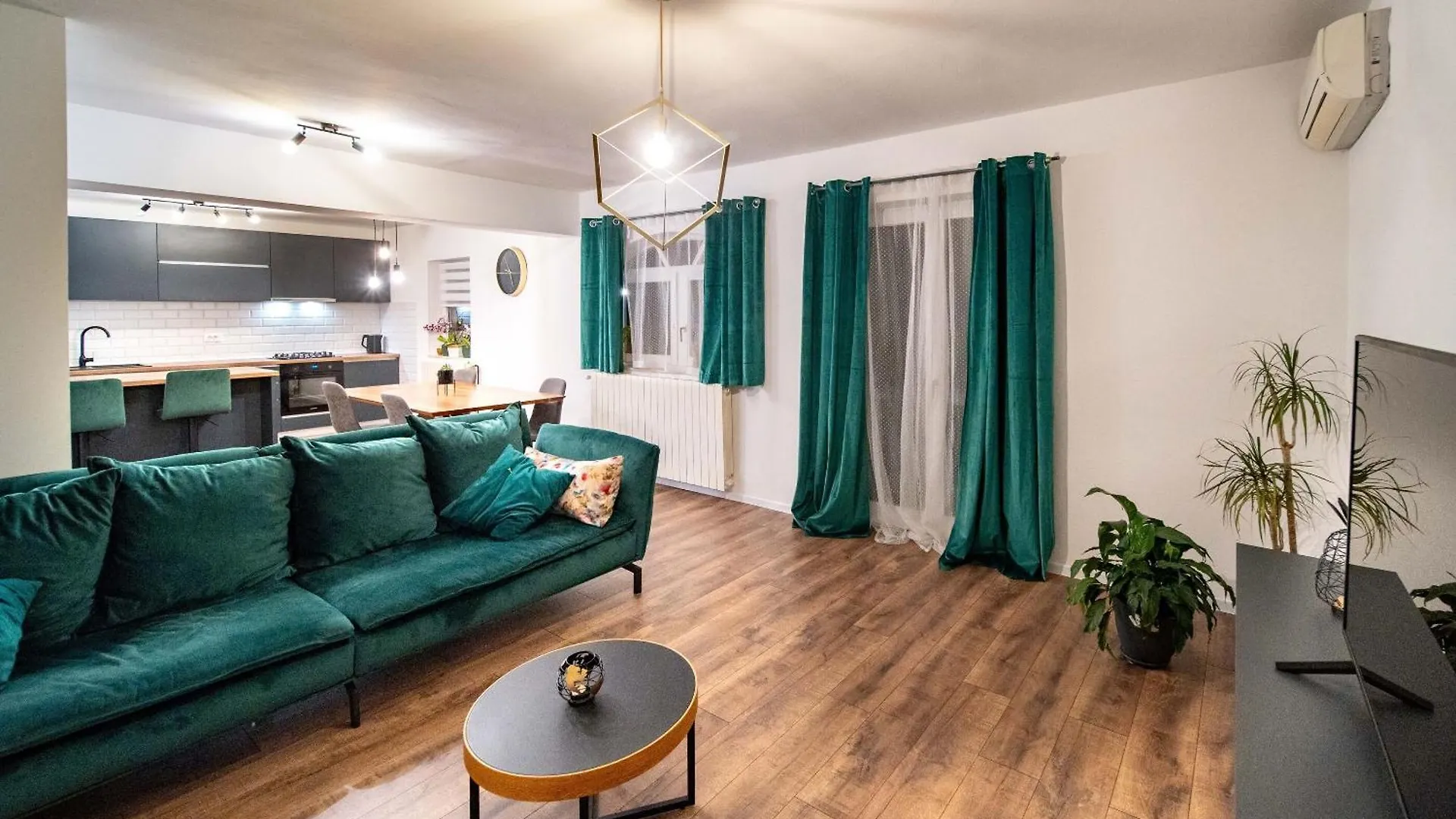 Apartment Christian Palit